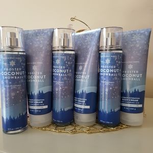 *sold* Bath & Body Works Frosted Coconut Signature Collection